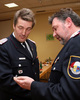 Landesbrandmeister Heino Kalkschies beruft offiziell  Volker Rochlitz zum Landesfachwart f�r Brandschutzerziehung und- aufkl�rung. Foto: � Michael-G�nther B�lsche