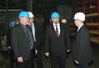 interner Link (neues Fenster): Bild vergrößern: Wirtschaftsminister Harry Glawe (2.v.r.) mit Andreas Texter (links), Landtagsabgeordneter für den Wahlkreis Uecker-Randow I, beim Besuch der Eisengießerei MAT Foundries Europe GmbH in Ueckermünde
