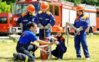 Jugendwartin Annelie Schr�der von der FF Wickendorf bereitete ihre Sch�tzlinge vor