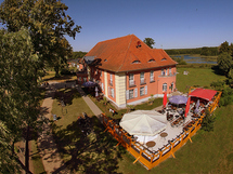 Das Hotel Altes Gutshaus Federow ist anerkannter Müritz-Nationalpark-Partner