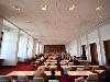 Plenarsaal des Landtags von Mecklenburg-Vorpommern. Foto: Jens Büttner/Archiv